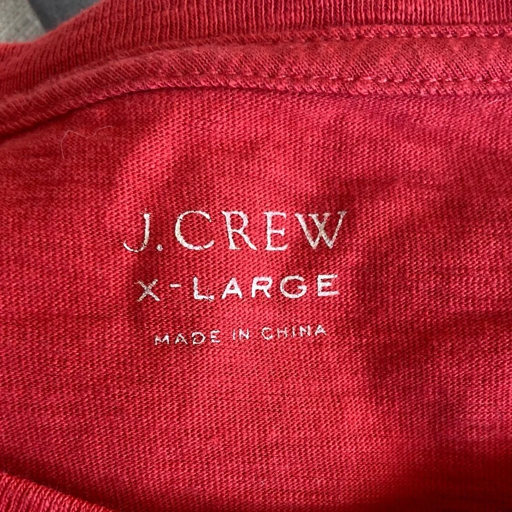 NWT Men’s J. Crew Red and Blue Block Tee XL- 100%‎ Cotton